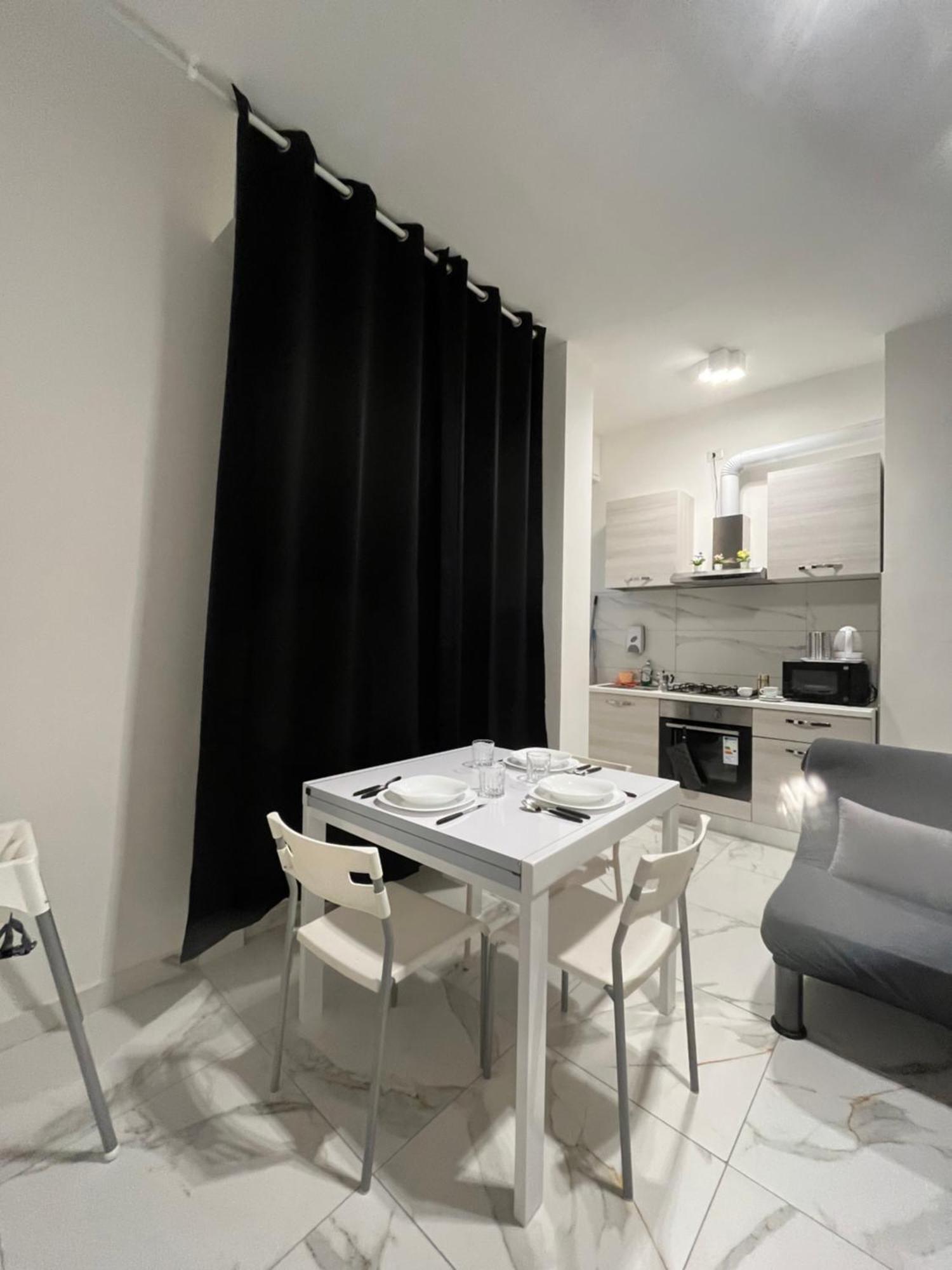 Jcube Apartments Bocconi Milano Exterior photo